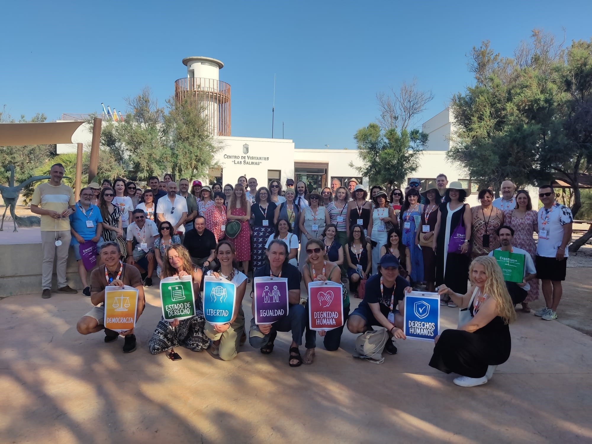 Erasmus+: formando profesionales, construyendo ciudadanía europea Erasmus+: formando profesionales, construyendo ciudadanía europea